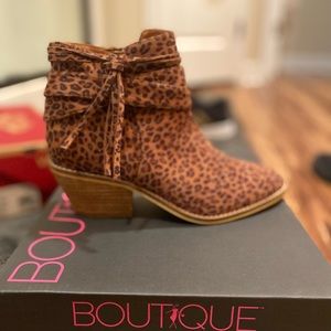 Corky’s boots brand new never worn